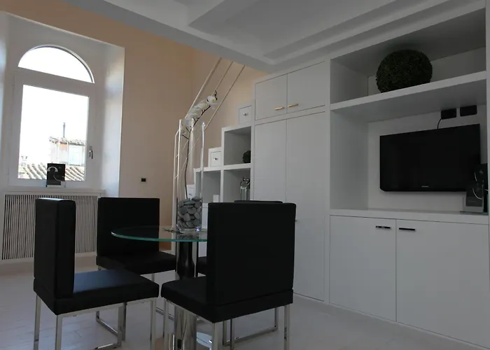 Lhp Piazza Del Popolo Appartement *
