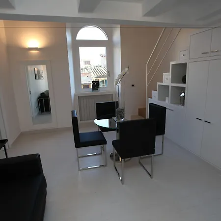 Lhp Piazza Del Popolo Apartmán