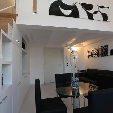Lhp Piazza Del Popolo Apartment *