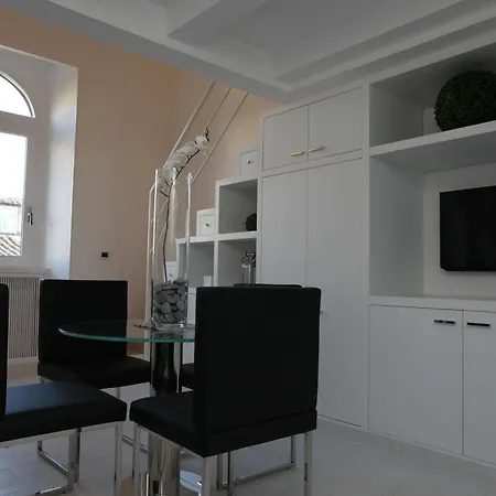 Lhp Piazza Del Popolo Apartment *