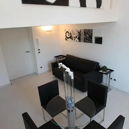Lhp Piazza Del Popolo Apartment